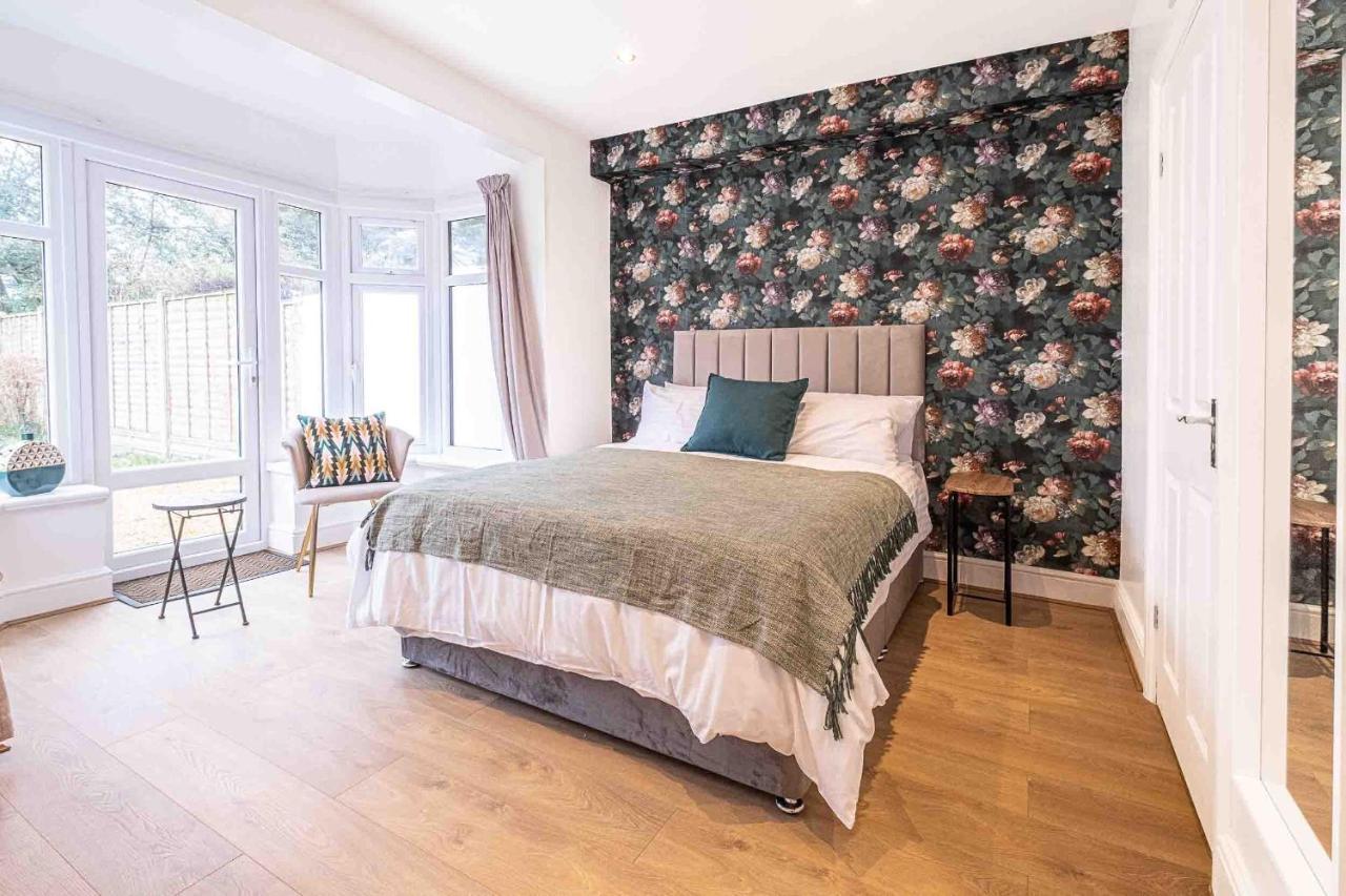 Villa London Rd à Reading Extérieur photo