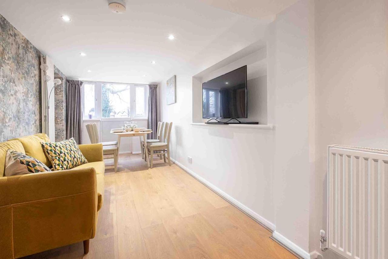 Villa London Rd à Reading Extérieur photo